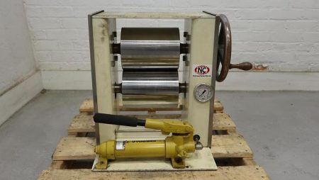 North Central Machine Works LTD. 12″ Sample Press Roller